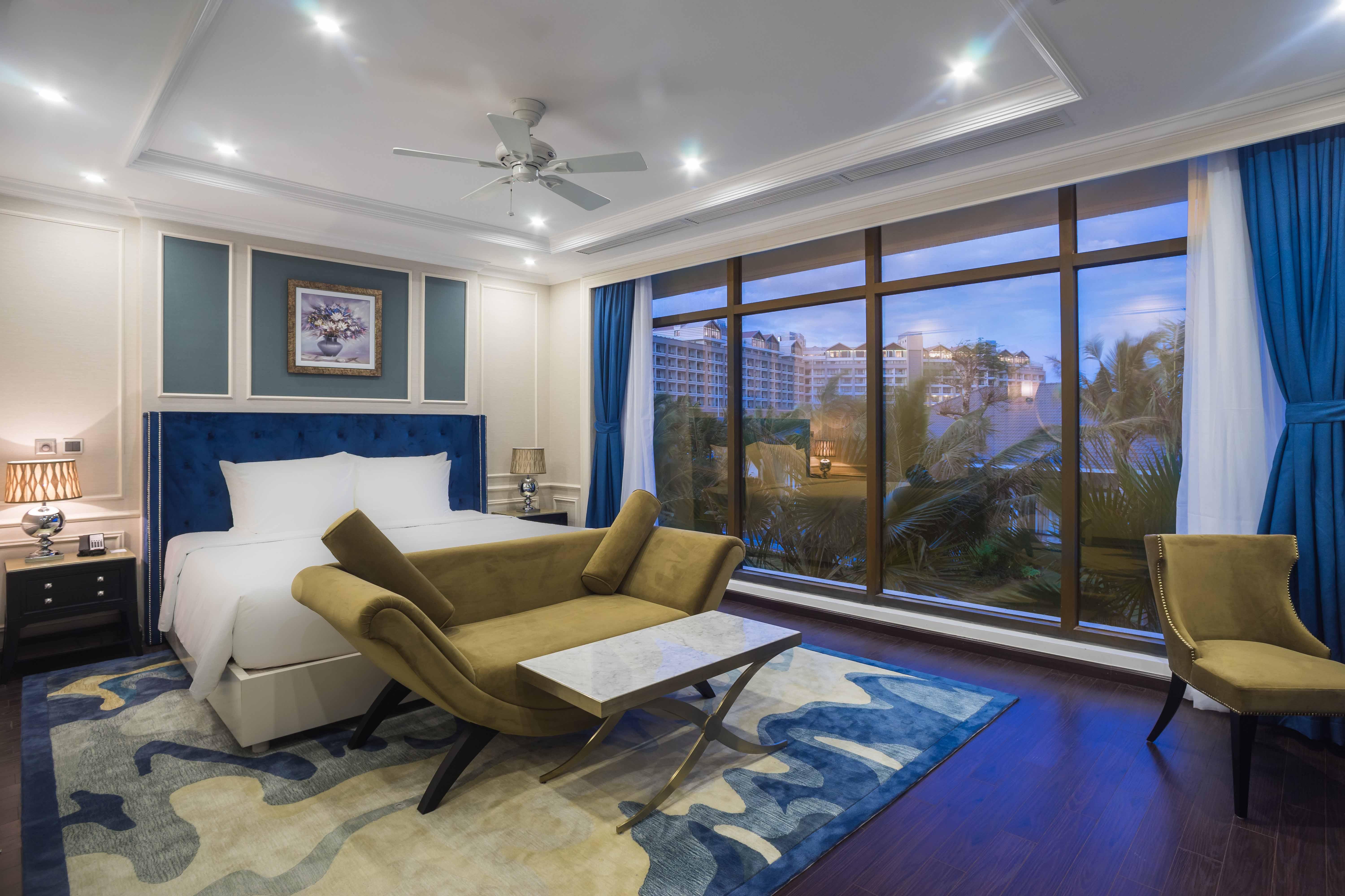 Radisson Blu Resort دونغ دونغ المظهر الخارجي الصورة A bedroom at the hotel